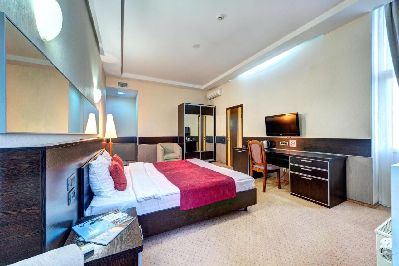 Terra Nova Sport&Spa Hotel Гатное Экстерьер фото