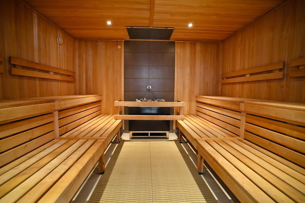 Terra Nova Sport&Spa Hotel Гатное Экстерьер фото