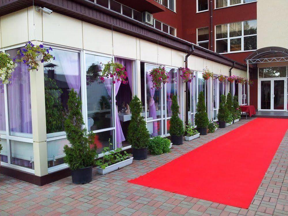 Terra Nova Sport&Spa Hotel Гатное Экстерьер фото