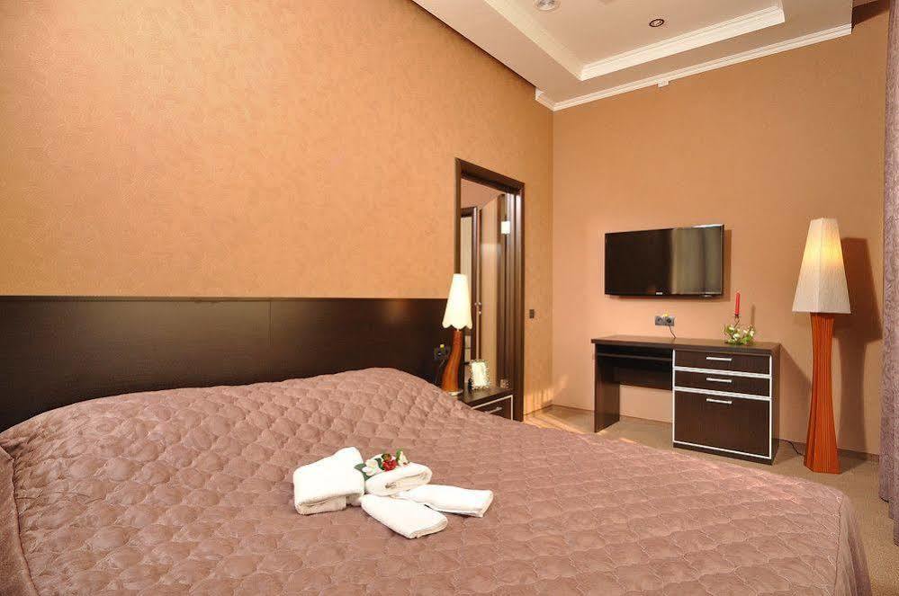 Terra Nova Sport&Spa Hotel Гатное Экстерьер фото